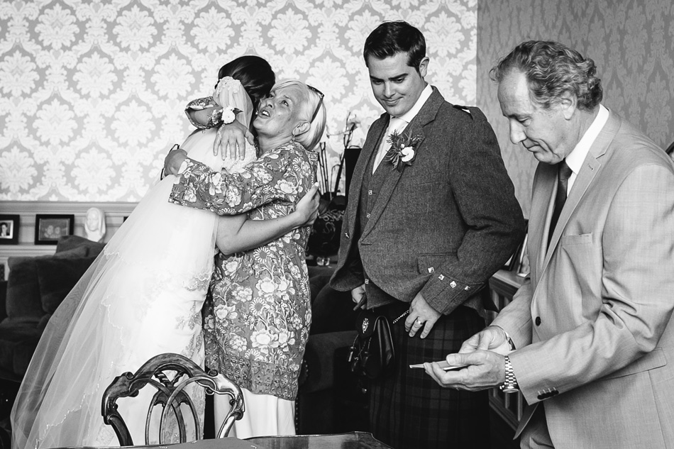 Henley on Thames wedding photographer Crooked Billet pub 