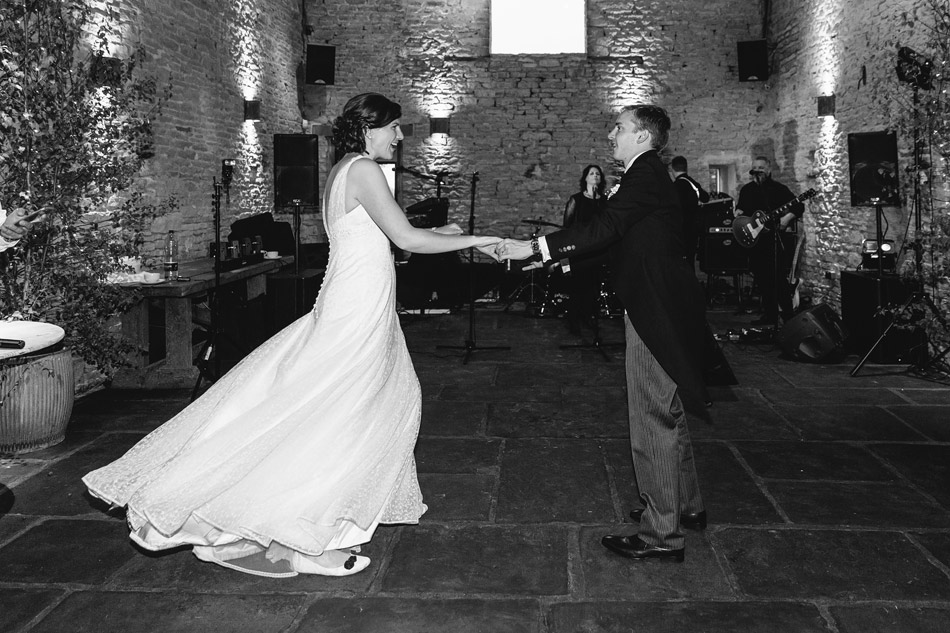 CRIPPS_BARN_WEDDING_PHOTOGRAPHY_15