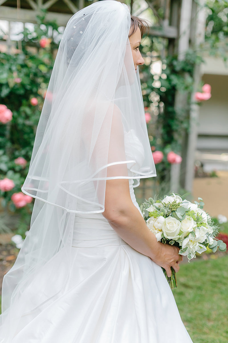 Martin and Liz a Caledonian Club London wedding Elegant, romantic