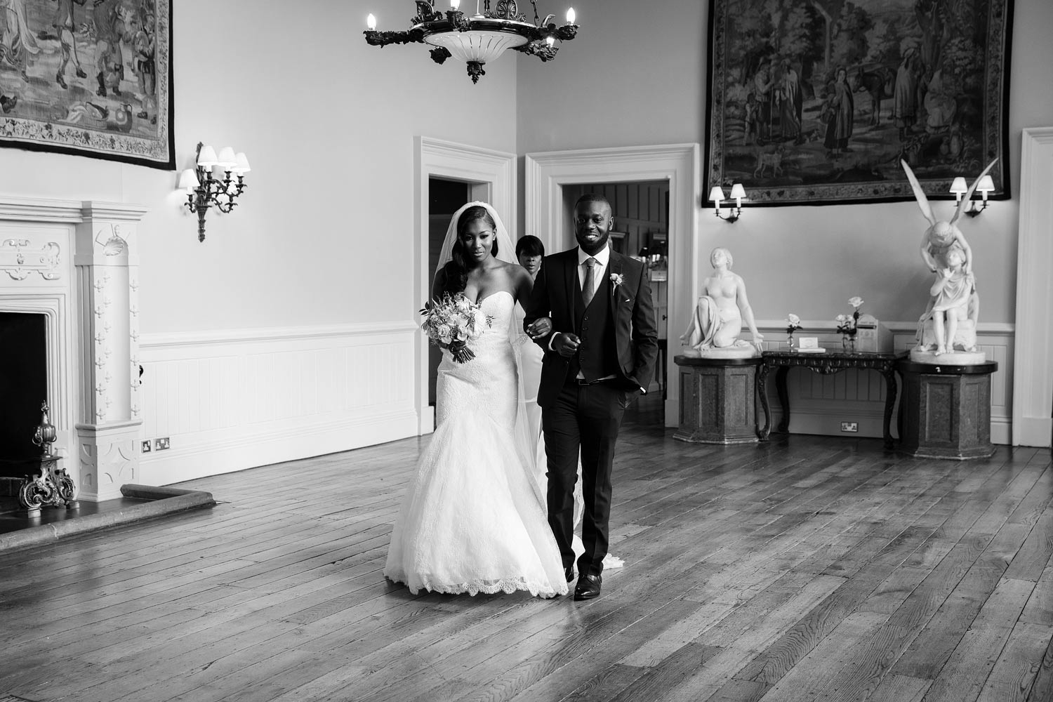 Beautiful bride in Suzanne Neville bridal gown
