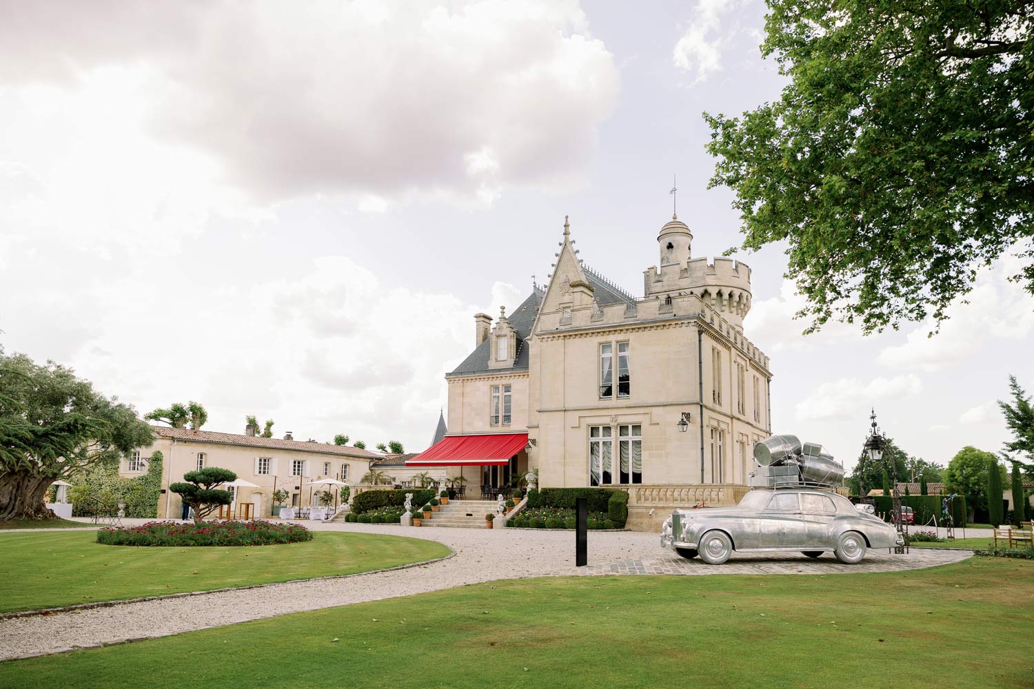 Chateau Pape Clement wedding