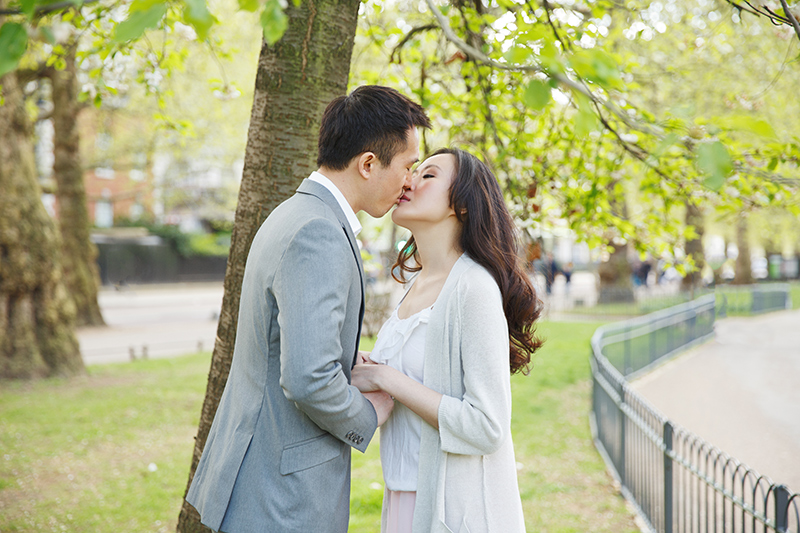 london engagement photography