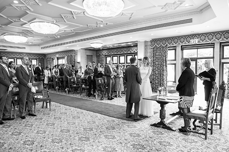 SOUTH_LODGE_HOTEL_WEDDING_PHOTOGRAPHY_35