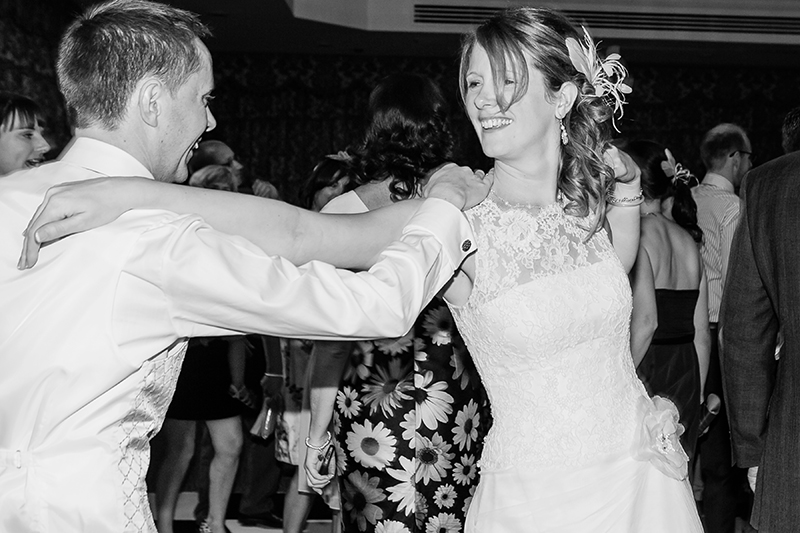 SOUTH_LODGE_HOTEL_WEDDING_PHOTOGRAPHY_78
