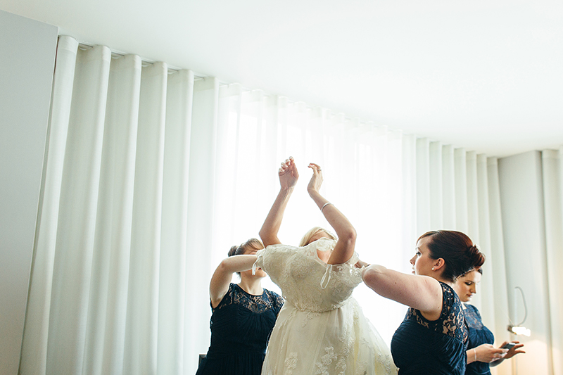 SOUTH_PLACE_HOTEL_WEDDING_PHOTOGRAPHER_010