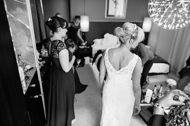 SOUTH_PLACE_HOTEL_WEDDING_PHOTOGRAPHER_015