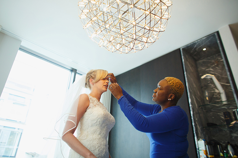 SOUTH_PLACE_HOTEL_WEDDING_PHOTOGRAPHER_022