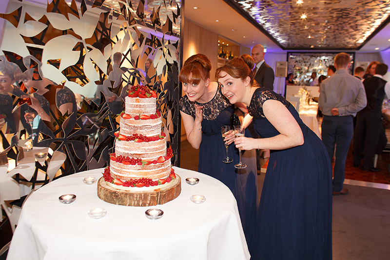 SOUTH_PLACE_HOTEL_WEDDING_PHOTOGRAPHER_080