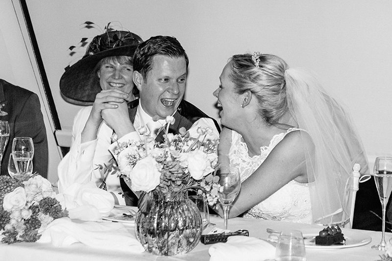 SOUTH_PLACE_HOTEL_WEDDING_PHOTOGRAPHER_089