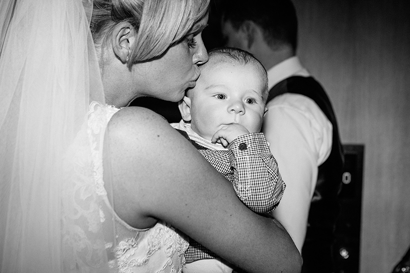 SOUTH_PLACE_HOTEL_WEDDING_PHOTOGRAPHER_093