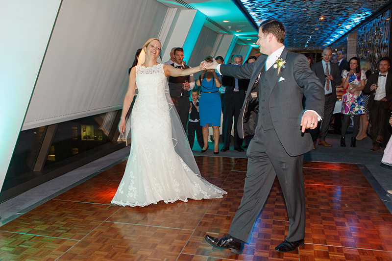 SOUTH_PLACE_HOTEL_WEDDING_PHOTOGRAPHER_094